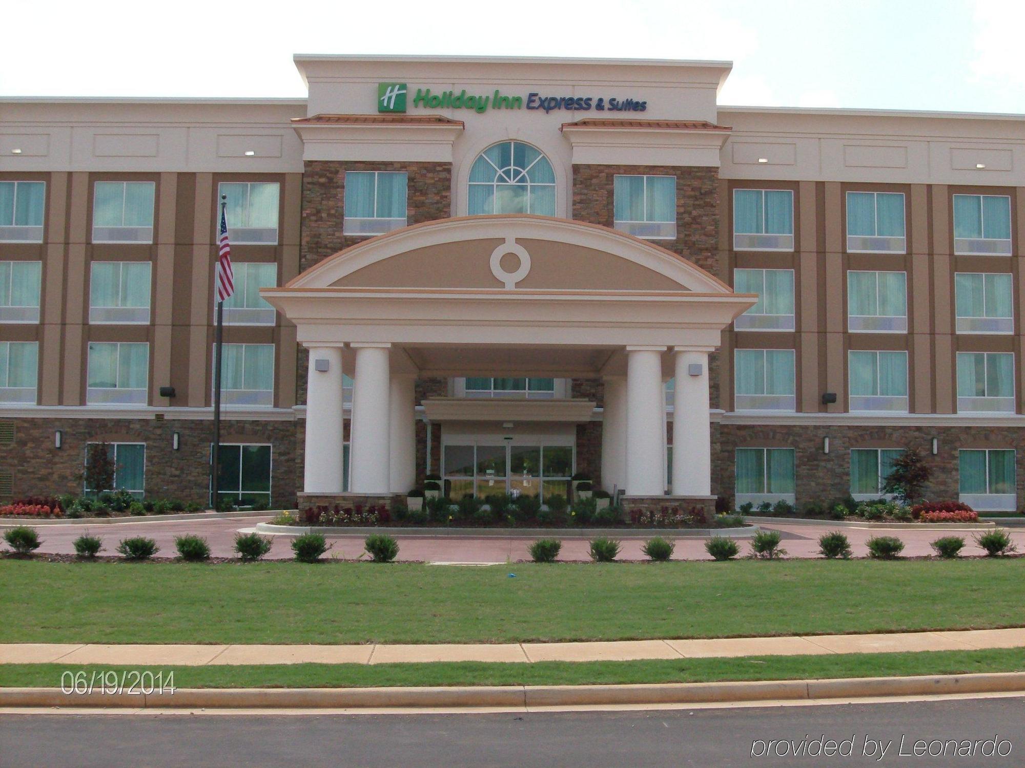Holiday Inn Express Hotel & Suites Huntsville West - Research Park By Ihg Экстерьер фото